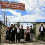 Les élèves d'un petit village