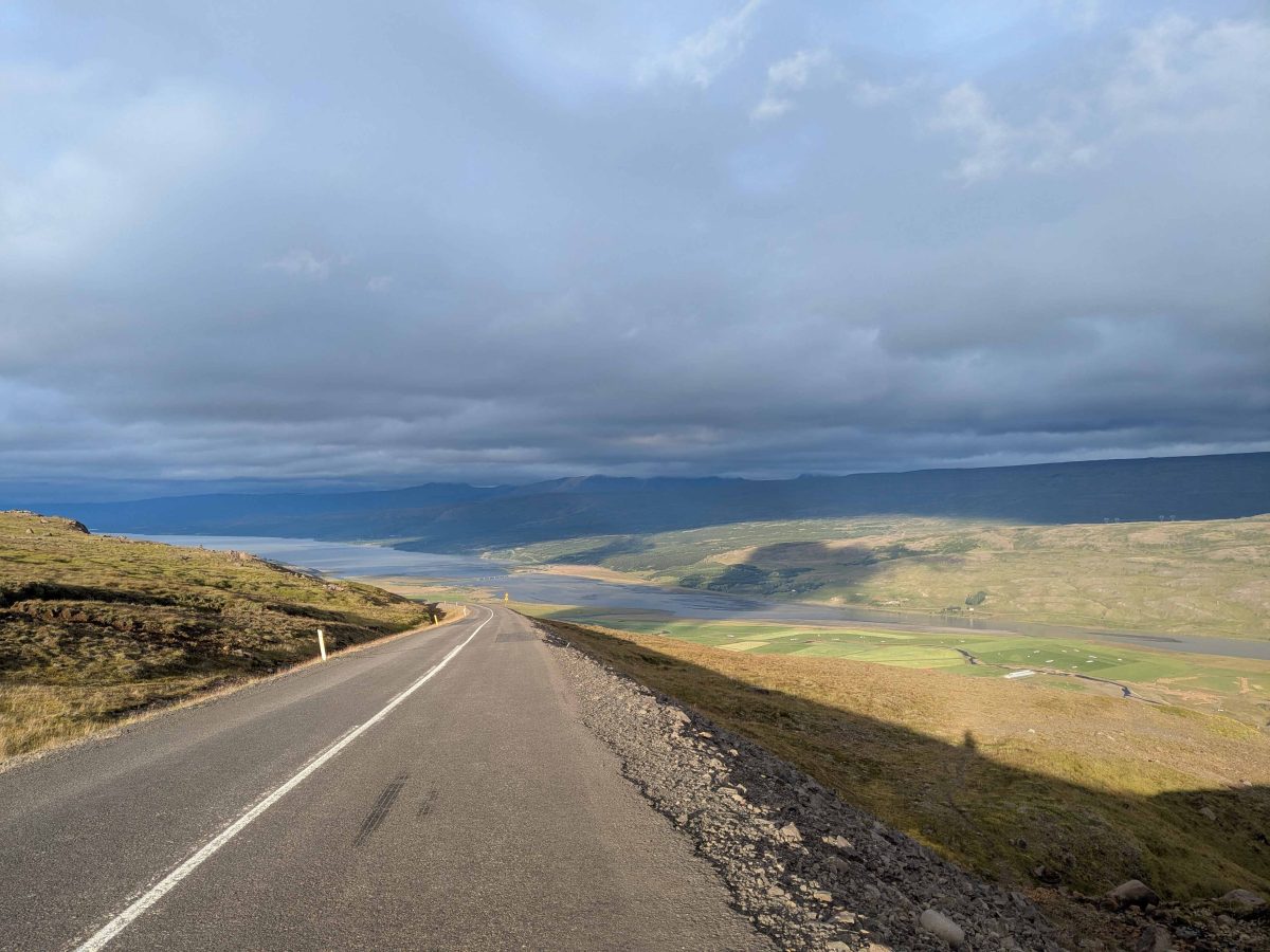 Redescente vers le lac Lagarfljot